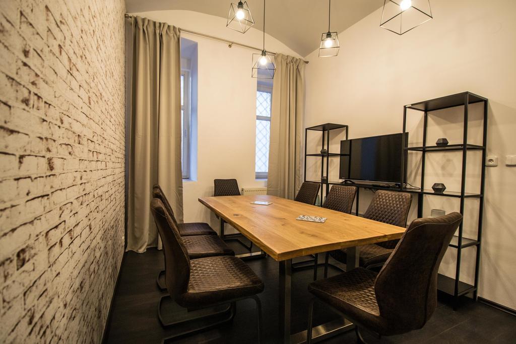 Brooklyn Sauna Apt By Ruterra ปราก ภายนอก รูปภาพ