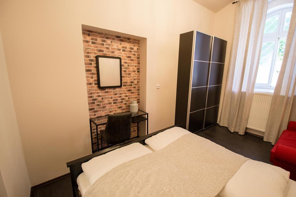 Brooklyn Sauna Apt By Ruterra ปราก ภายนอก รูปภาพ