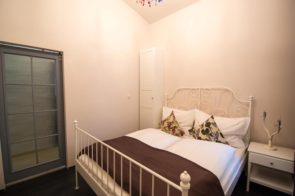 Brooklyn Sauna Apt By Ruterra ปราก ภายนอก รูปภาพ